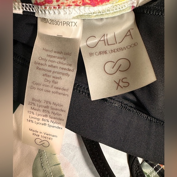 CALIA Tropical Print Scoop Neck Layered Tankini Top Built in Black Shelf Bra XS - Picture 8 of 10